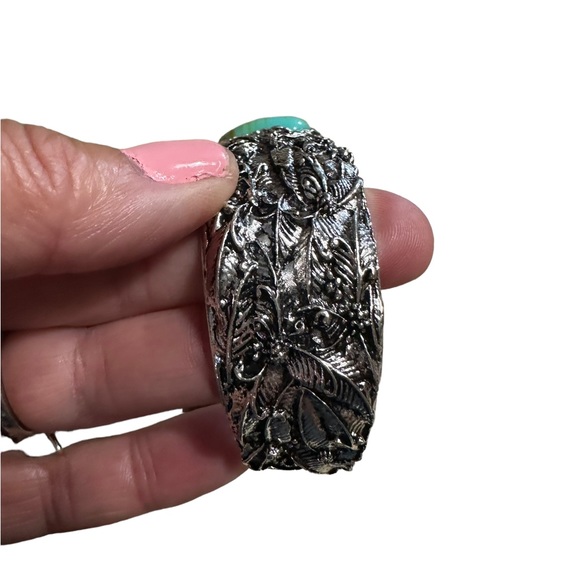 Vintage Silver Butterfly and Turquoise Cuff Bracelet - Picture 6 of 7
